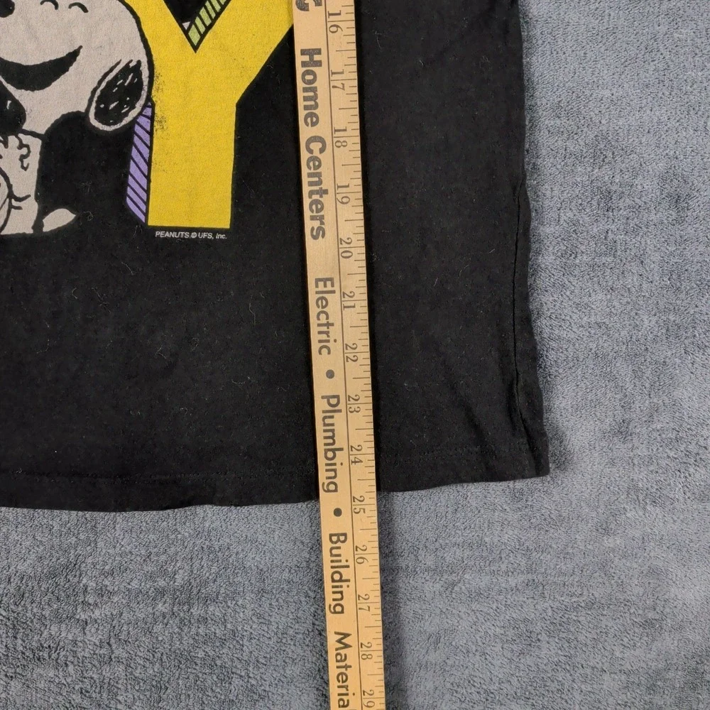 Peanuts Snoopy Black Cotton Blend T-shirt Kids Size Medium